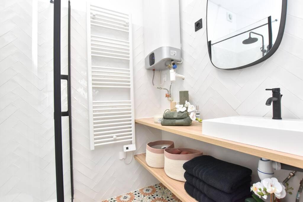 Charming Flat In Montmartre - Imhost Daire Paris Dış mekan fotoğraf